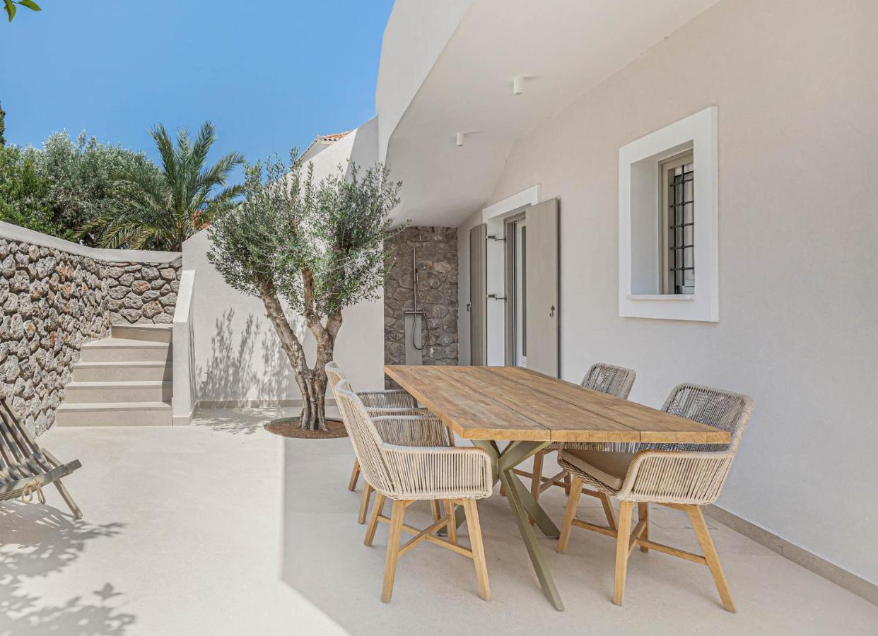 Pearl House - Luxurious New Beach Villa In Spetses Stunning View Ligoneri Exterior photo